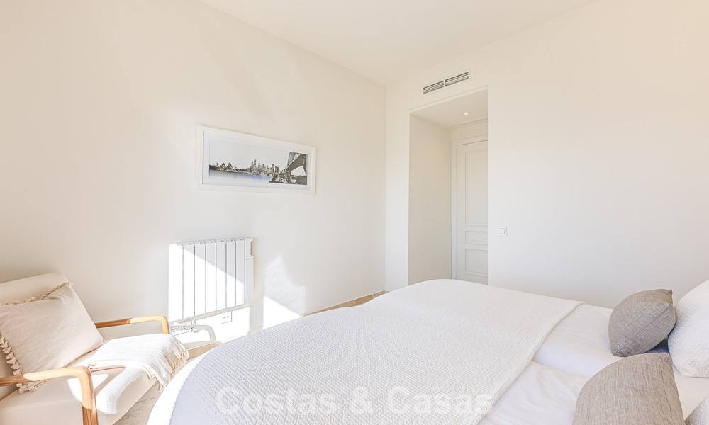 Spacieux appartement de 3 chambres avec vue panoramique sur la mer à vendre dans un complexe de plage à l'est du centre de Marbella 774680