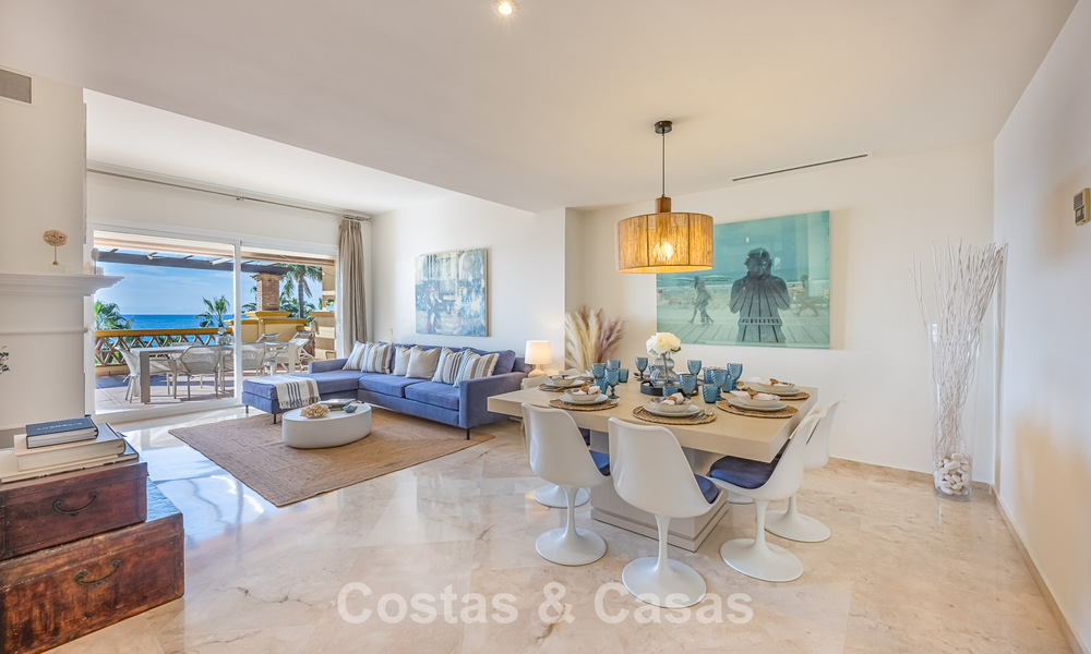 Spacieux appartement de 3 chambres avec vue panoramique sur la mer à vendre dans un complexe de plage à l'est du centre de Marbella 774689