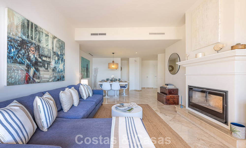 Spacieux appartement de 3 chambres avec vue panoramique sur la mer à vendre dans un complexe de plage à l'est du centre de Marbella 774695