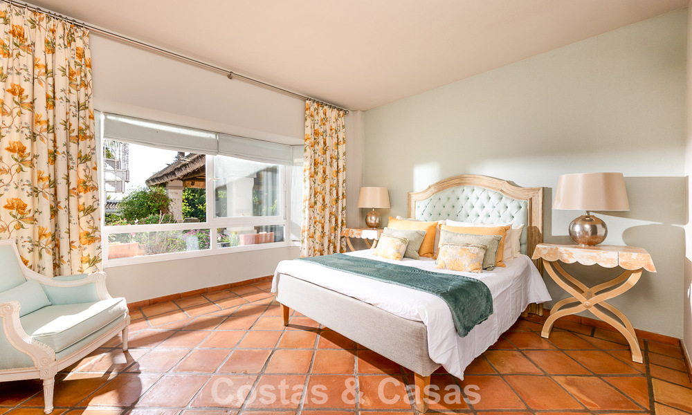 Belle villa de style espagnol avec vue imprenable sur la mer à vendre à Elviria, Marbella Est 774738