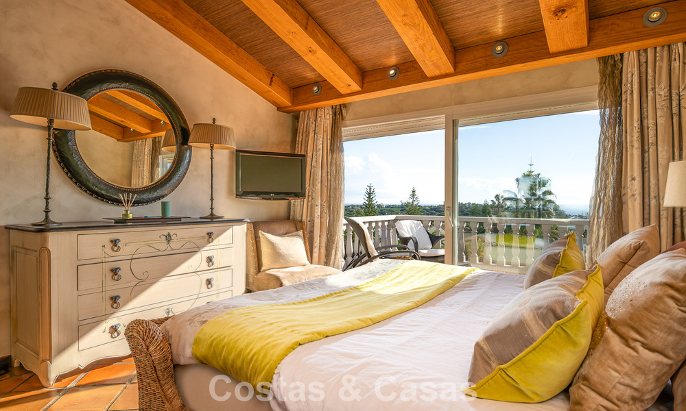 Belle villa de style espagnol avec vue imprenable sur la mer à vendre à Elviria, Marbella Est 774746