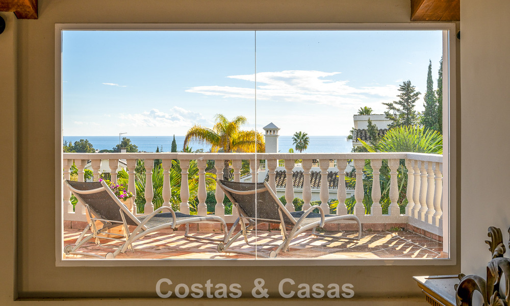 Belle villa de style espagnol avec vue imprenable sur la mer à vendre à Elviria, Marbella Est 774758