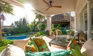 Belle villa de style espagnol avec vue imprenable sur la mer à vendre à Elviria, Marbella Est 774769 