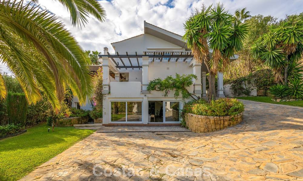 Belle villa de style espagnol avec vue imprenable sur la mer à vendre à Elviria, Marbella Est 774779