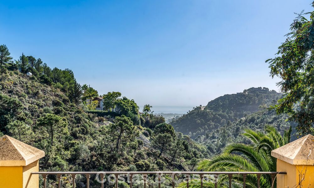 Villa de luxe andalouse à vendre, dans le quartier exclusif et sécurisé d'El Madroñal, Marbella - Benahavis 774815