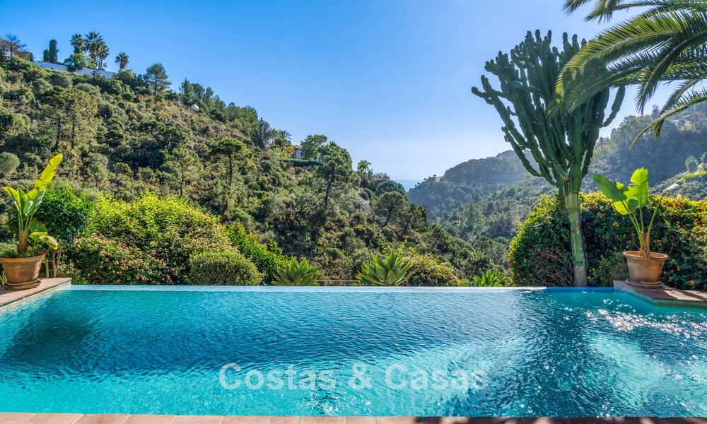 Villa de luxe andalouse à vendre, dans le quartier exclusif et sécurisé d'El Madroñal, Marbella - Benahavis 774816