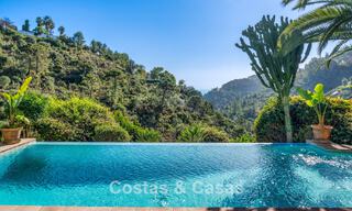 Villa de luxe andalouse à vendre, dans le quartier exclusif et sécurisé d'El Madroñal, Marbella - Benahavis 774816 