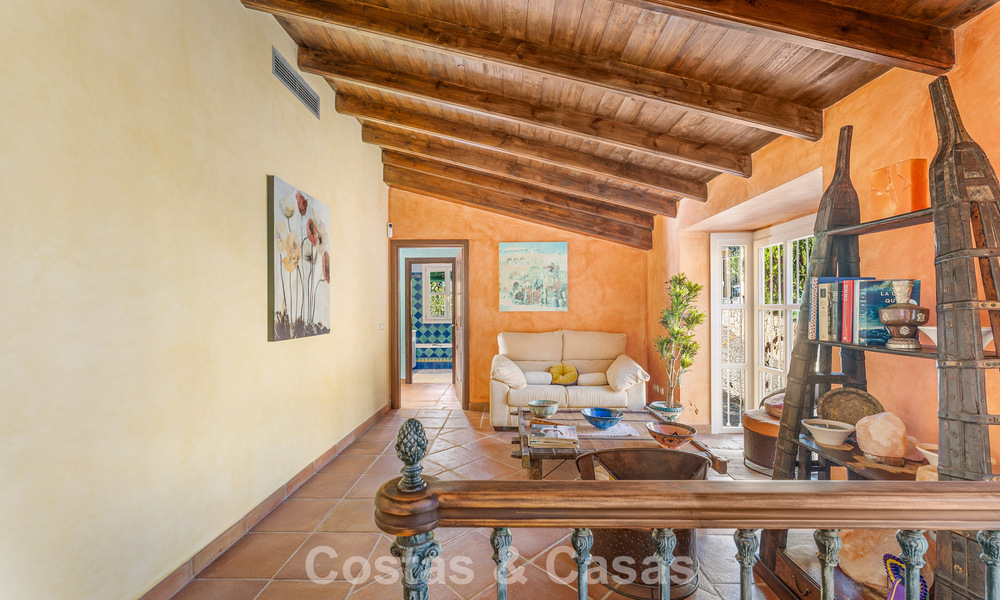 Villa de luxe andalouse à vendre, dans le quartier exclusif et sécurisé d'El Madroñal, Marbella - Benahavis 774836