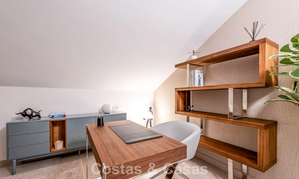 Magnifique penthouse double avec vue sur la mer à vendre à distance de marche de Puerto Banus, Marbella 774854
