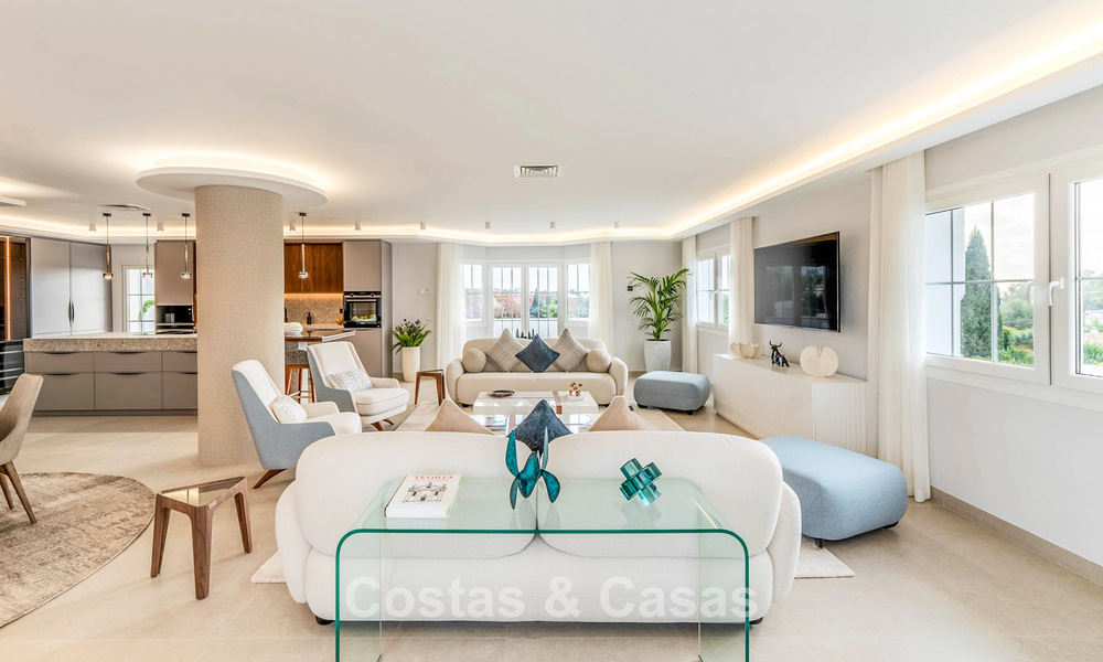 Magnifique penthouse double avec vue sur la mer à vendre à distance de marche de Puerto Banus, Marbella 774857