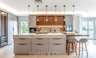 Magnifique penthouse double avec vue sur la mer à vendre à distance de marche de Puerto Banus, Marbella 774865 