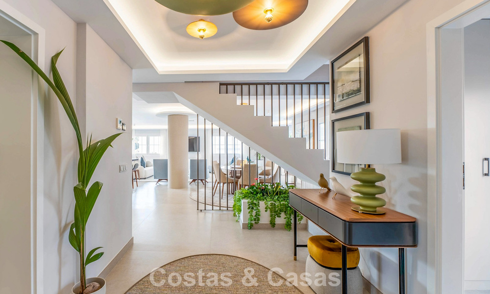 Magnifique penthouse double avec vue sur la mer à vendre à distance de marche de Puerto Banus, Marbella 774869