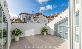 Magnifique penthouse double avec vue sur la mer à vendre à distance de marche de Puerto Banus, Marbella 774886 