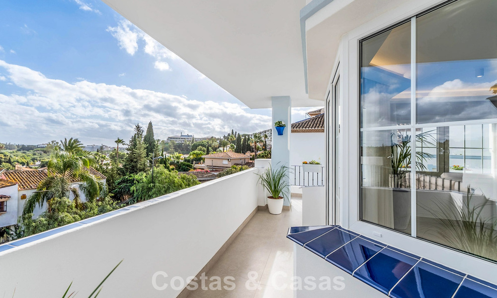 Magnifique penthouse double avec vue sur la mer à vendre à distance de marche de Puerto Banus, Marbella 774889