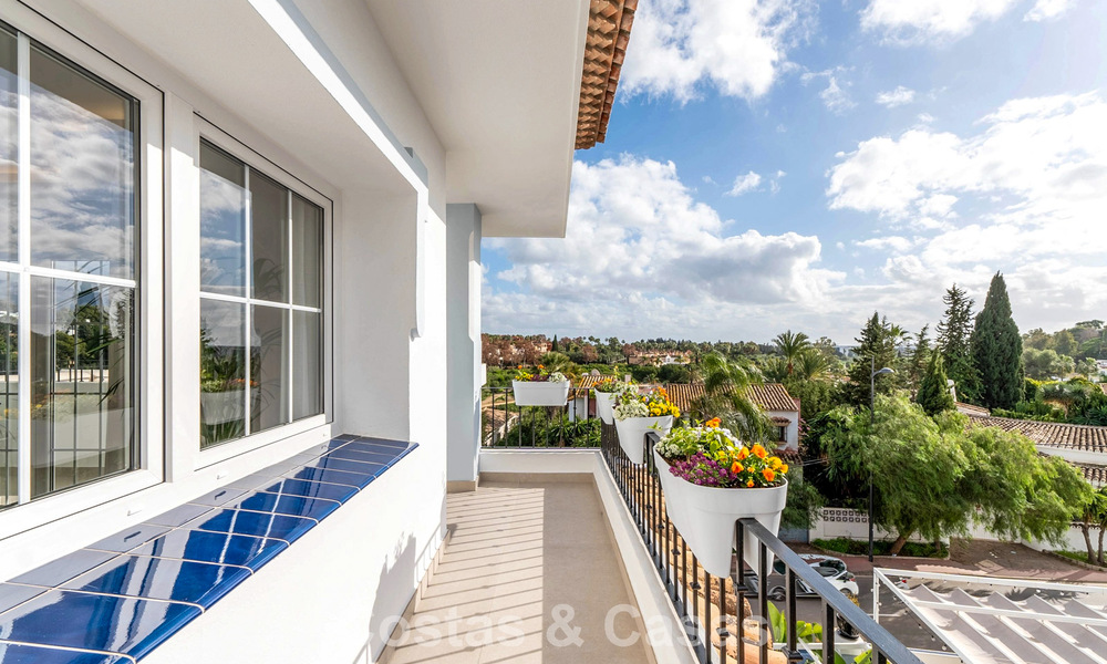 Magnifique penthouse double avec vue sur la mer à vendre à distance de marche de Puerto Banus, Marbella 774892