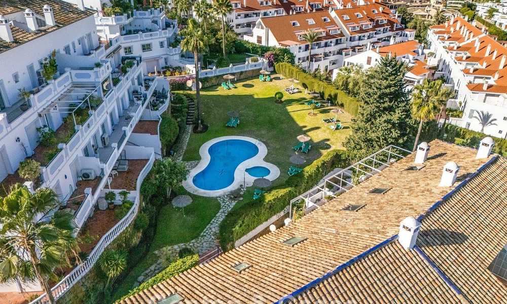 Magnifique penthouse double avec vue sur la mer à vendre à distance de marche de Puerto Banus, Marbella 774896