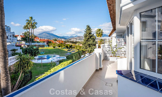 Magnifique penthouse double avec vue sur la mer à vendre à distance de marche de Puerto Banus, Marbella 774898 