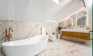Magnifique penthouse double avec vue sur la mer à vendre à distance de marche de Puerto Banus, Marbella 774901 