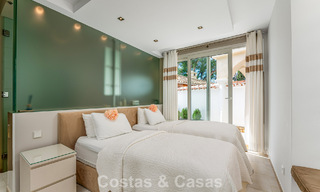 Villa méditerranéenne classique à vendre avec vue panoramique sur la mer dans une communauté exclusive à Marbella - Benahavis 774928 