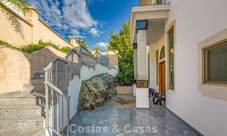 Majestueuse villa de luxe avec vue imprenable sur la mer à vendre, dans une urbanisation très prisée de Benahavis - Marbella 774950 