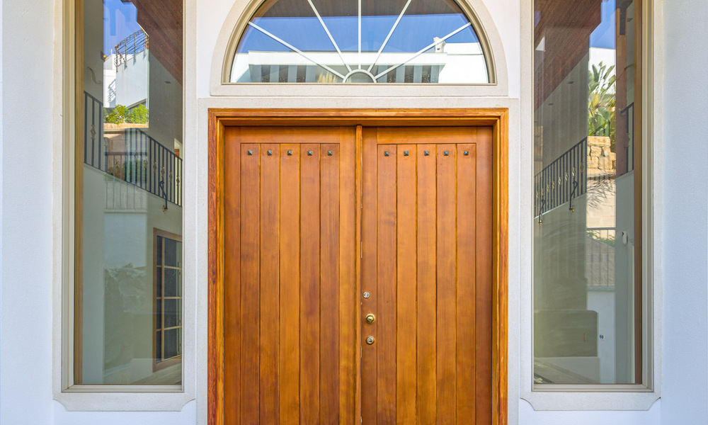 Majestueuse villa de luxe avec vue imprenable sur la mer à vendre, dans une urbanisation très prisée de Benahavis - Marbella 774951