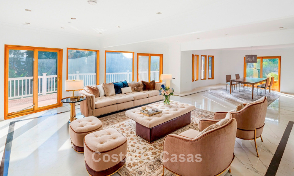 Majestueuse villa de luxe avec vue imprenable sur la mer à vendre, dans une urbanisation très prisée de Benahavis - Marbella 774958