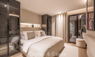 Maison de ville luxueusement rénovée avec vue sur la mer à vendre, dans un quartier fermé sur le Golden Mile de Marbella 774968 