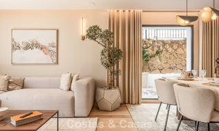 Maison de ville luxueusement rénovée avec vue sur la mer à vendre, dans un quartier fermé sur le Golden Mile de Marbella 774975 