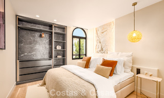 Maison de ville luxueusement rénovée avec vue sur la mer à vendre, dans un quartier fermé sur le Golden Mile de Marbella 774980 