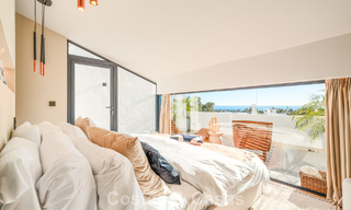 Maison de ville luxueusement rénovée avec vue sur la mer à vendre, dans un quartier fermé sur le Golden Mile de Marbella 774997 