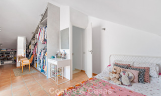 Maison de ville spacieuse avec jardin privé à vendre, entourée de terrains de golf à Nueva Andalucia, Marbella 775079 