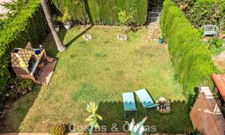 Maison de ville spacieuse avec jardin privé à vendre, entourée de terrains de golf à Nueva Andalucia, Marbella 775083 