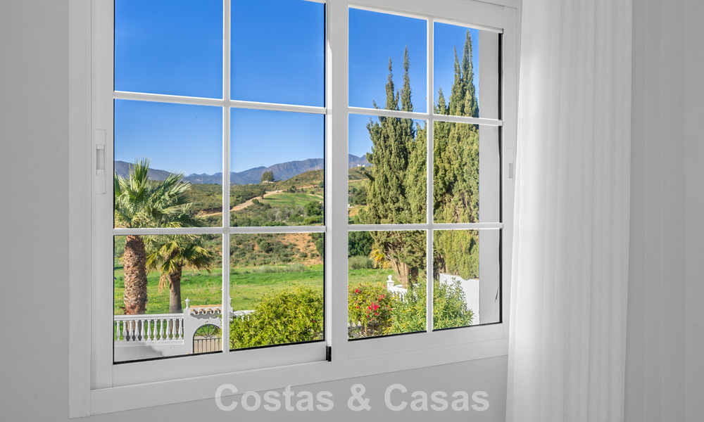 Villa de luxe prête à emménager de style méditerranéen à vendre dans un quartier résidentiel de la vallée du golf de Mijas, Costa del Sol 775148