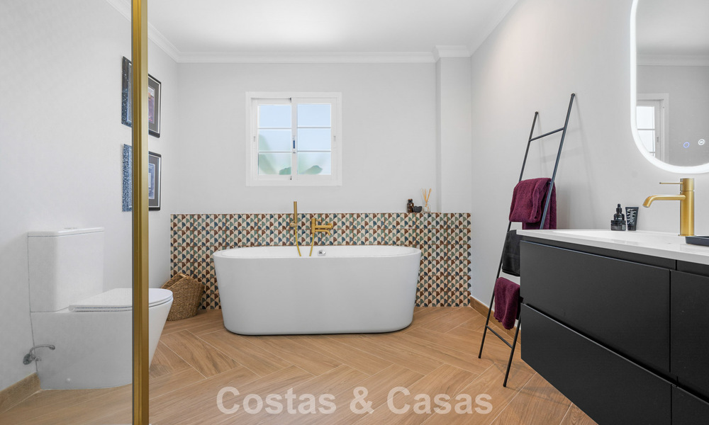 Villa de luxe prête à emménager de style méditerranéen à vendre dans un quartier résidentiel de la vallée du golf de Mijas, Costa del Sol 775152