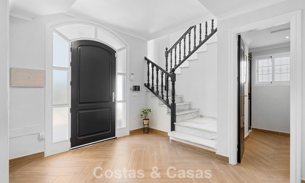 Villa de luxe prête à emménager de style méditerranéen à vendre dans un quartier résidentiel de la vallée du golf de Mijas, Costa del Sol 775160