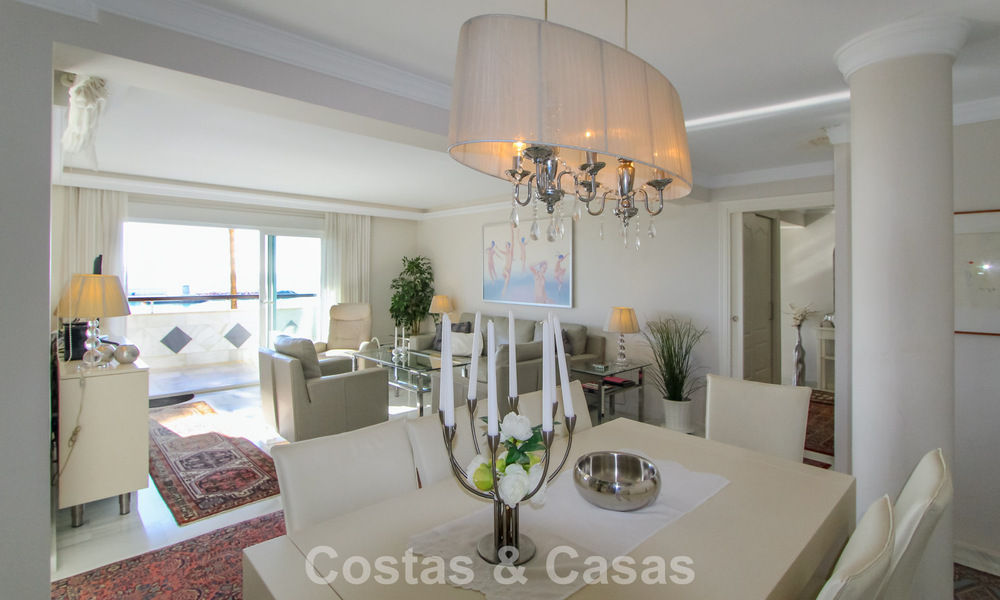 Appartement en première ligne de plage avec vue phénoménale à vendre dans le centre de Marbella 775041