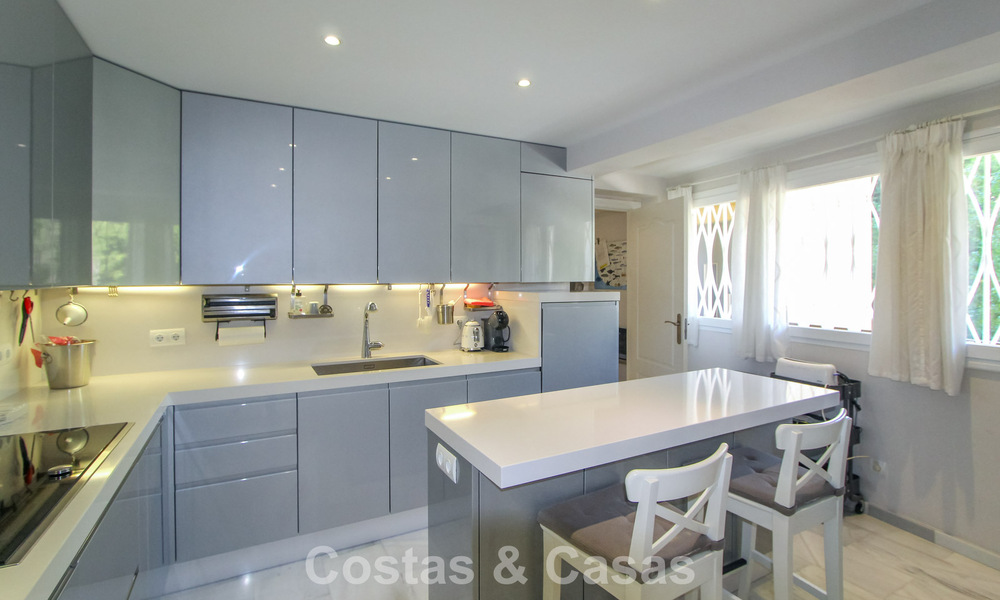 Appartement en première ligne de plage avec vue phénoménale à vendre dans le centre de Marbella 775047