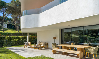 Appartement moderniste au rez-de-chaussée dans une communauté fermée de Sotogrande, Costa del Sol 775352 