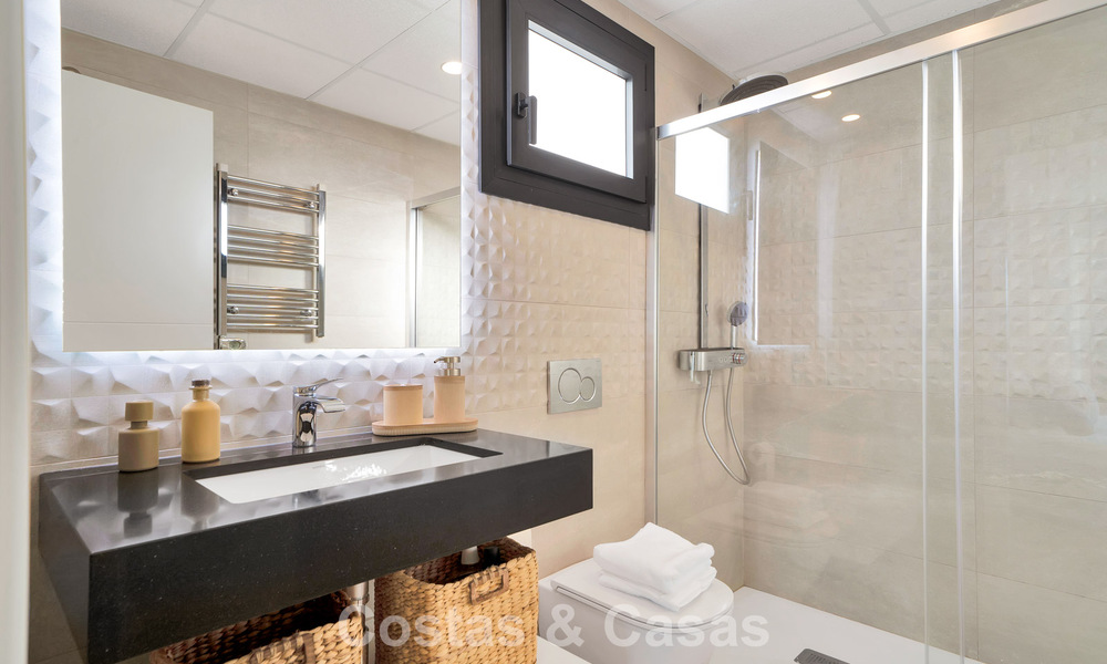 Penthouse neuf avec solarium spacieux à vendre dans un complexe fermé à Benahavis - Marbella 775444