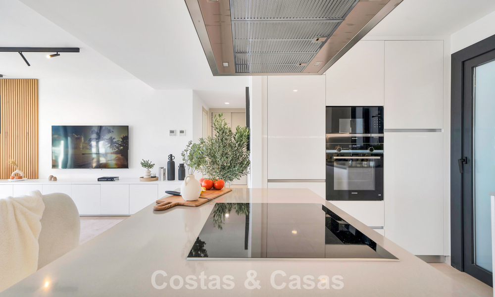 Penthouse neuf avec solarium spacieux à vendre dans un complexe fermé à Benahavis - Marbella 775461