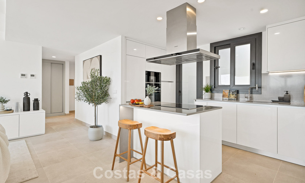 Penthouse neuf avec solarium spacieux à vendre dans un complexe fermé à Benahavis - Marbella 775464