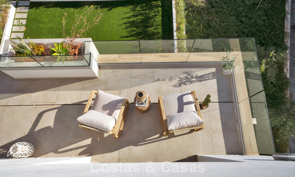 Penthouse neuf avec solarium spacieux à vendre dans un complexe fermé à Benahavis - Marbella 775480