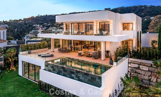 Villa design sophistiquée avec vue magnifique sur la mer à vendre à El Madroñal, Benahavis - Marbella 795614 
