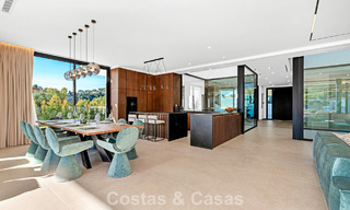 Villa design sophistiquée avec vue magnifique sur la mer à vendre à El Madroñal, Benahavis - Marbella 795632 