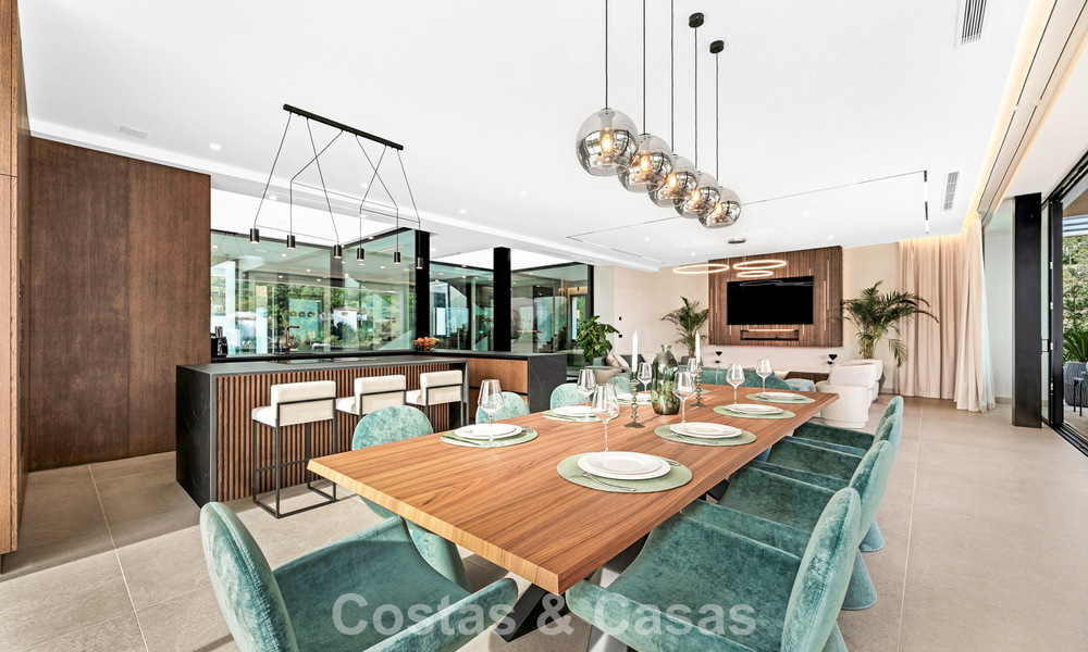 Villa design sophistiquée avec vue magnifique sur la mer à vendre à El Madroñal, Benahavis - Marbella 795633