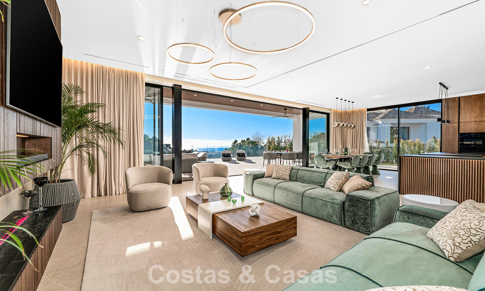 Villa design sophistiquée avec vue magnifique sur la mer à vendre à El Madroñal, Benahavis - Marbella 795643