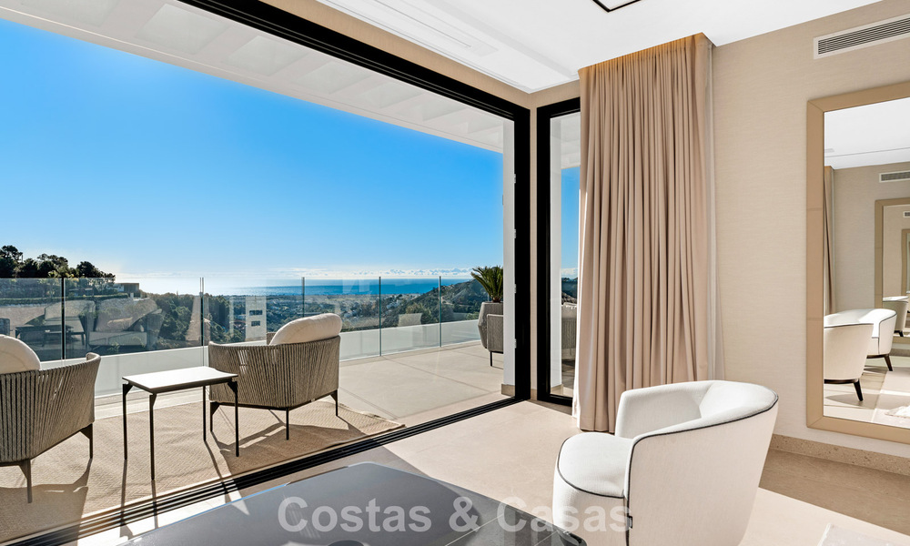 Villa design sophistiquée avec vue magnifique sur la mer à vendre à El Madroñal, Benahavis - Marbella 795644
