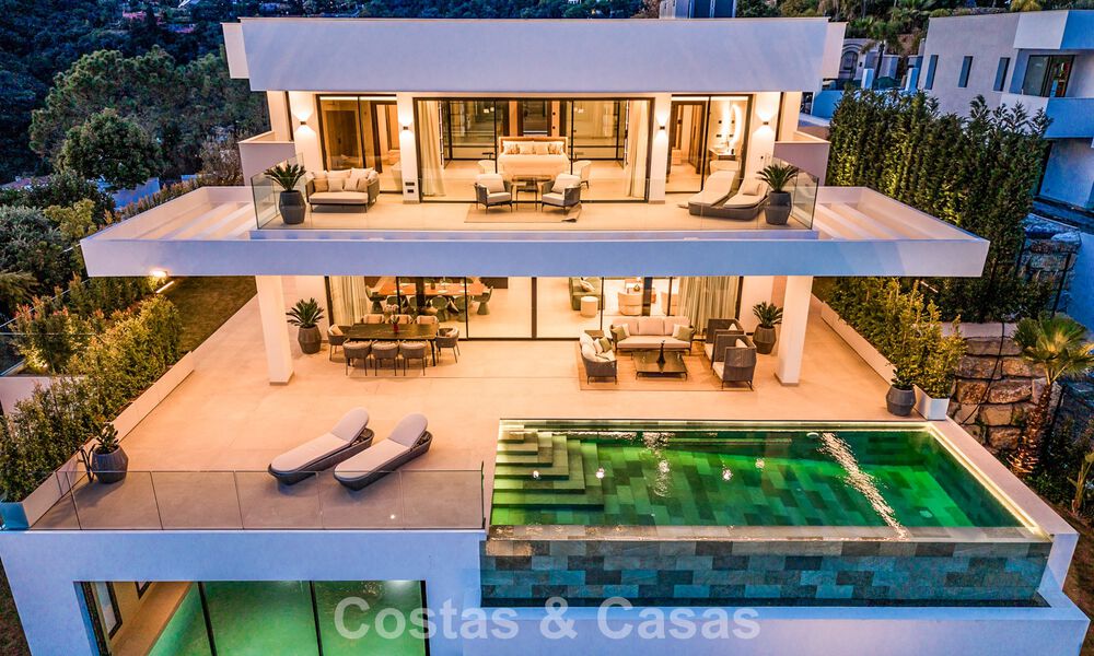 Villa design sophistiquée avec vue magnifique sur la mer à vendre à El Madroñal, Benahavis - Marbella 795655