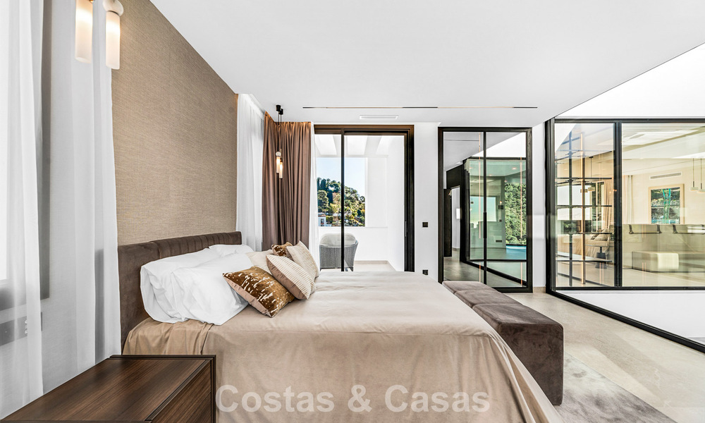 Villa design sophistiquée avec vue imprenable sur la mer à vendre à El Madroñal, Benahavis - Marbella 796828