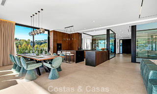 Villa design sophistiquée avec vue imprenable sur la mer à vendre à El Madroñal, Benahavis - Marbella 796830 